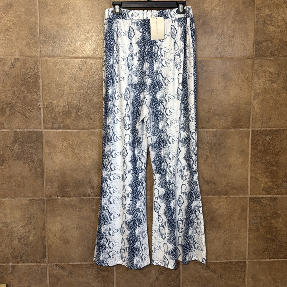 BloomChic Flair Pants size 16 XL NWT - Picture 4 of 7